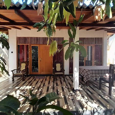 Dinuri Villa Тангалле Екстер'єр фото